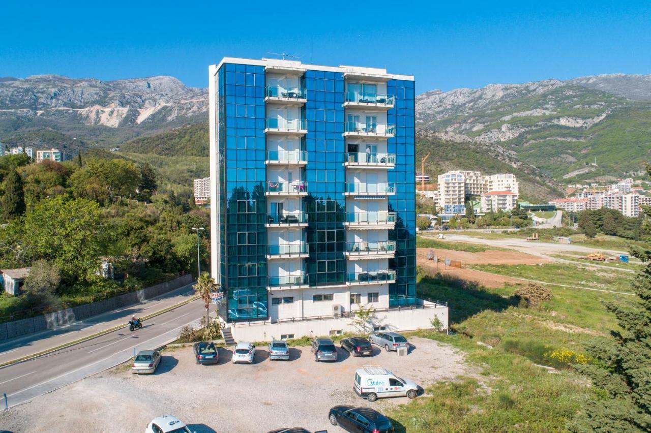 Apartments Crystall บุดวา ภายนอก รูปภาพ
