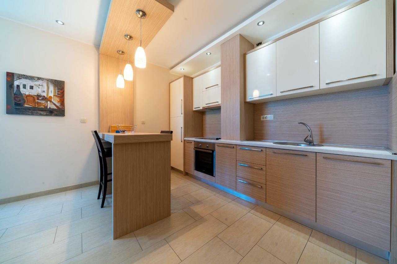Apartments Crystall บุดวา ภายนอก รูปภาพ