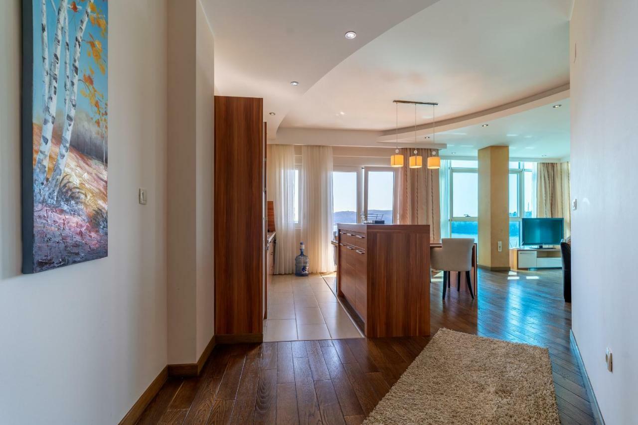 Apartments Crystall บุดวา ภายนอก รูปภาพ