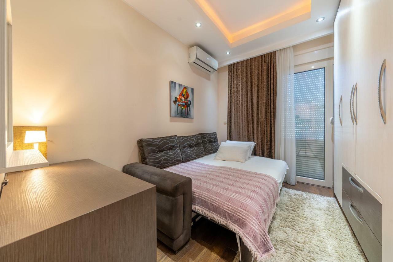 Apartments Crystall บุดวา ภายนอก รูปภาพ